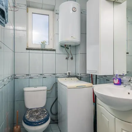Valerija Apartman *